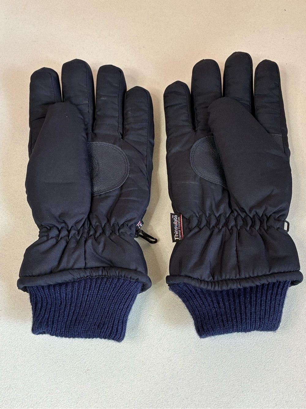 The E Glove Thinsulate Winter Gloves One Size Navy Blue Knit Cuffs Side Clips